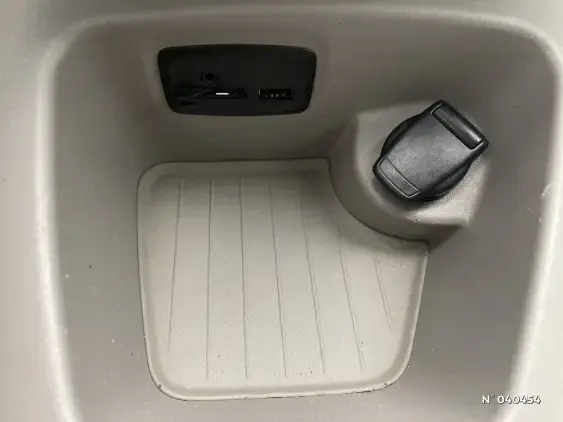 RENAULT ZOE - voiture d'occasion - Photo 24