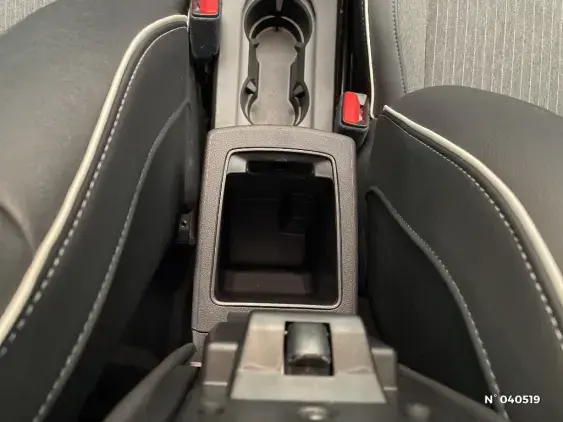 RENAULT CLIO V - voiture d'occasion - Photo 30