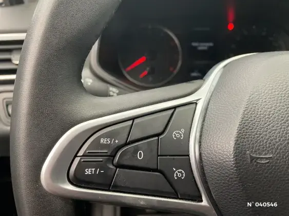 RENAULT CLIO V - voiture d'occasion - Photo 26