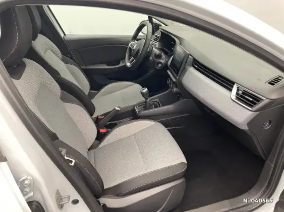 RENAULT CLIO V - voiture d'occasion - Photo 10