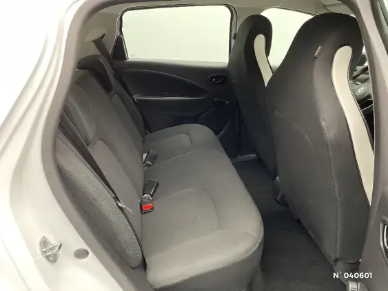 RENAULT ZOE - voiture d'occasion - Photo 11