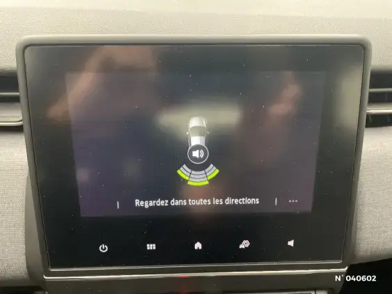 RENAULT CLIO V - voiture d'occasion - Photo 14