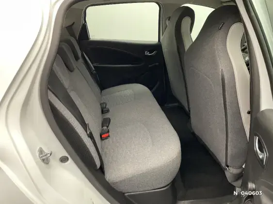 RENAULT ZOE - voiture d'occasion - Photo 11