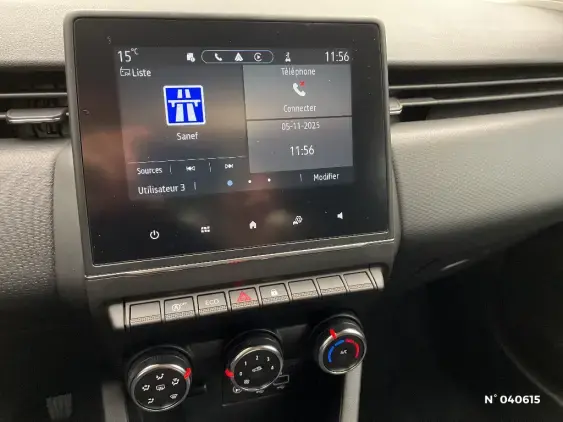 RENAULT CLIO V - voiture d'occasion - Photo 13