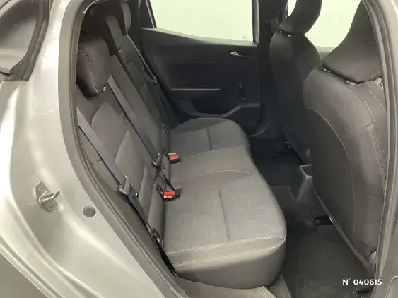 RENAULT CLIO V - voiture d'occasion - Photo 11
