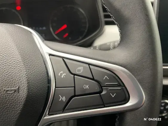 RENAULT CLIO V - voiture d'occasion - Photo 28