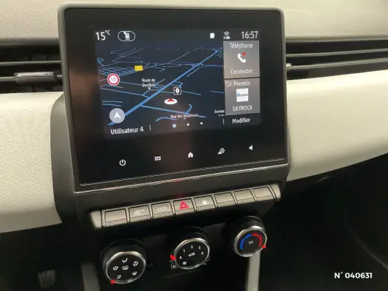 RENAULT CLIO V - voiture d'occasion - Photo 13