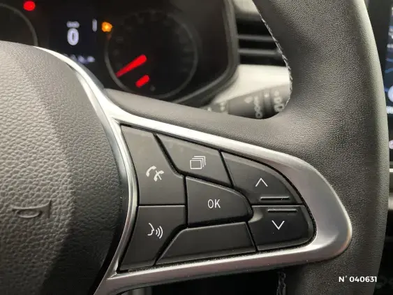 RENAULT CLIO V - voiture d'occasion - Photo 28