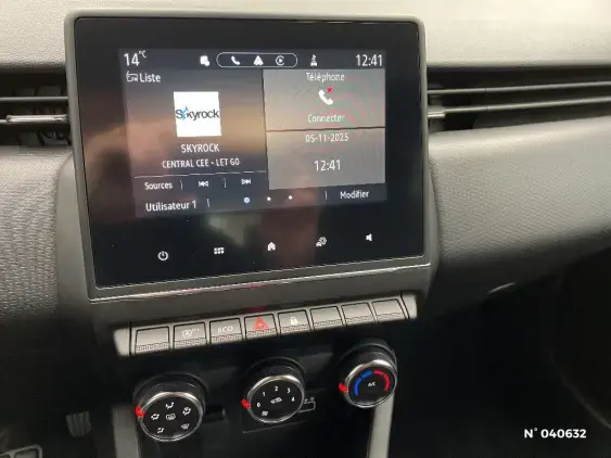 RENAULT CLIO V - voiture d'occasion - Photo 13