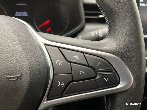 RENAULT CLIO V - voiture d'occasion - Photo 27