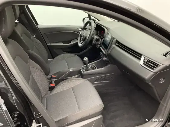 RENAULT CLIO V - voiture d'occasion - Photo 10