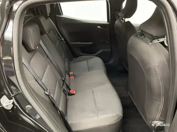 RENAULT CLIO V - voiture d'occasion - Photo 11