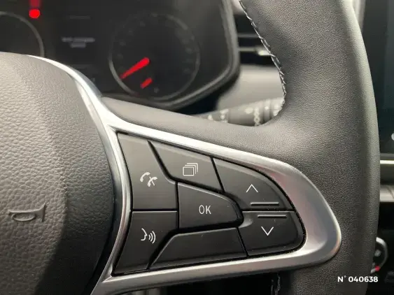 RENAULT CLIO V - voiture d'occasion - Photo 27