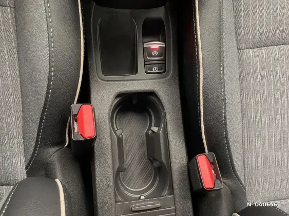 RENAULT CLIO V - voiture d'occasion - Photo 26