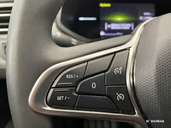 RENAULT CLIO V - voiture d'occasion - Photo 27