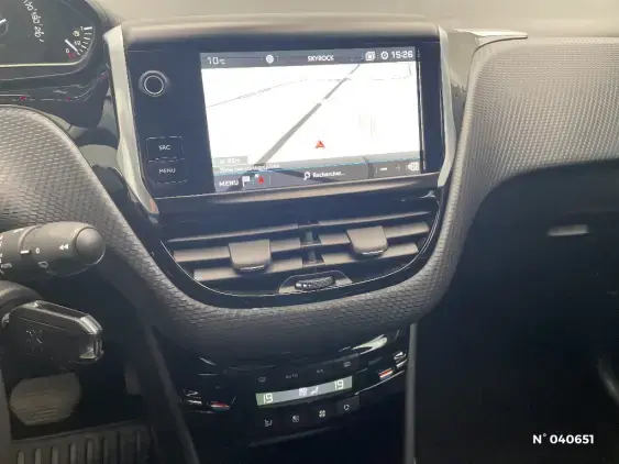 PEUGEOT 2008 - voiture d'occasion - Photo 13