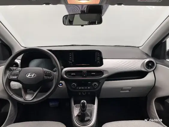 HYUNDAI i10 III - voiture d'occasion - Photo 9