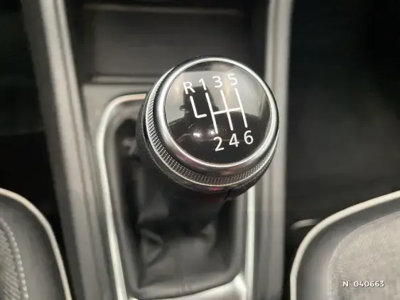 RENAULT CAPTUR II - voiture d'occasion - Photo 25