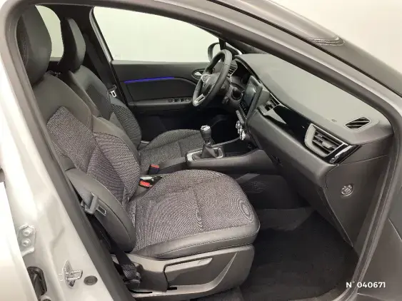 RENAULT CAPTUR II - voiture d'occasion - Photo 10