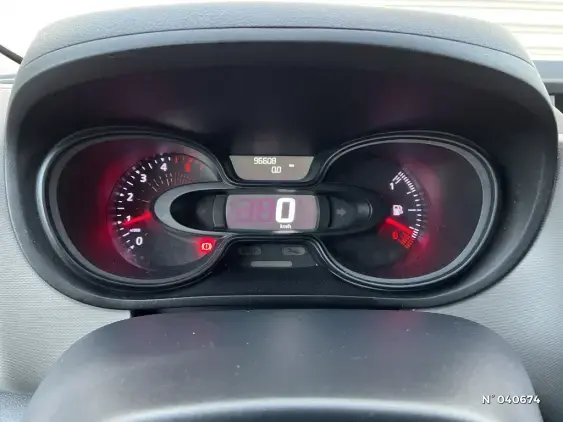 RENAULT TRAFIC III - voiture d'occasion - Photo 12