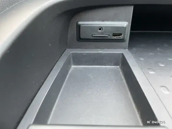 RENAULT TRAFIC III - voiture d'occasion - Photo 23