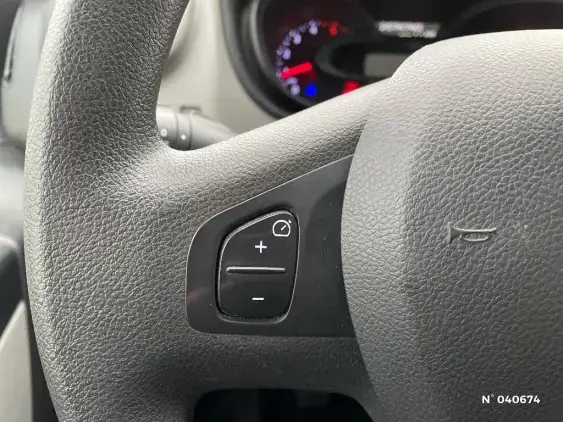 RENAULT TRAFIC III - voiture d'occasion - Photo 26