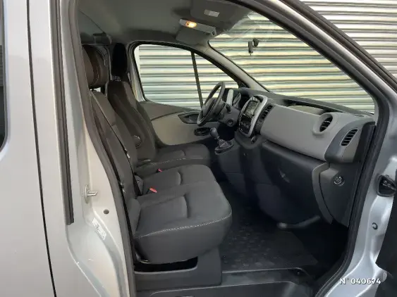 RENAULT TRAFIC III - voiture d'occasion - Photo 10