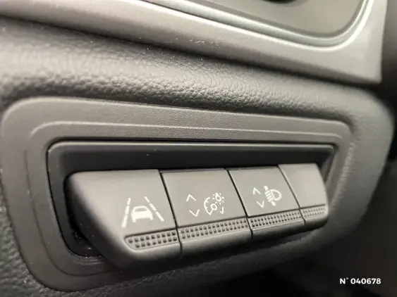 RENAULT CAPTUR II - voiture d'occasion - Photo 15