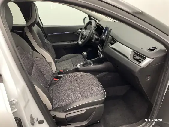 RENAULT CAPTUR II - voiture d'occasion - Photo 10