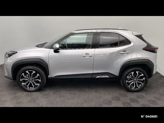 TOYOTA YARIS CROSS I - voiture d'occasion - Photo 2