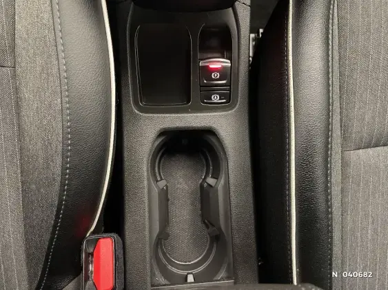 RENAULT CLIO V - voiture d'occasion - Photo 26