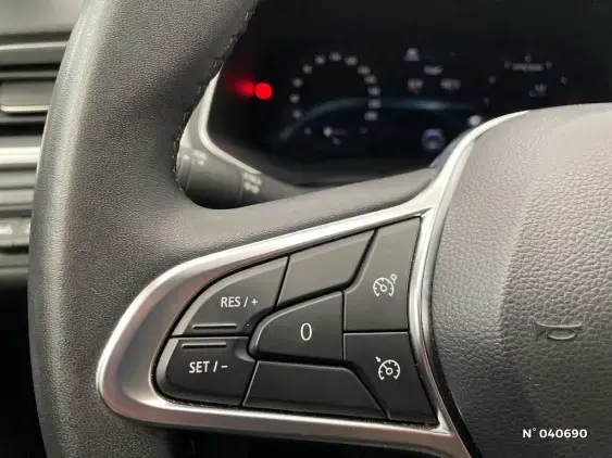 RENAULT CAPTUR II - voiture d'occasion - Photo 28