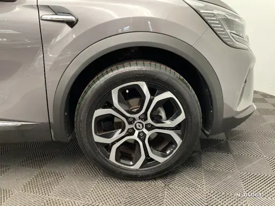 RENAULT CAPTUR II - voiture d'occasion - Photo 8