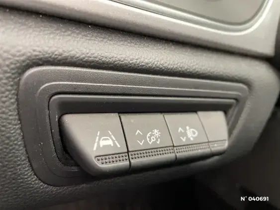 RENAULT CAPTUR II - voiture d'occasion - Photo 15