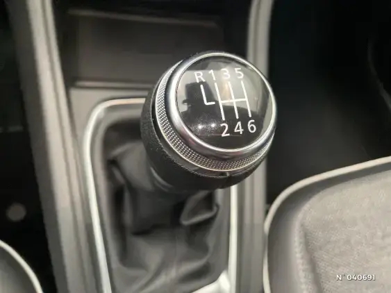 RENAULT CAPTUR II - voiture d'occasion - Photo 25