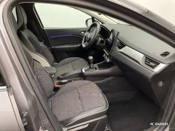 RENAULT CAPTUR II - voiture d'occasion - Photo 10