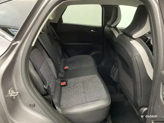 RENAULT CAPTUR II - voiture d'occasion - Photo 11