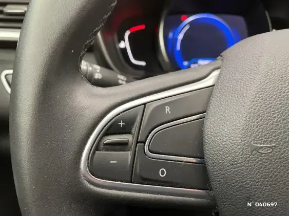 RENAULT KADJAR - voiture d'occasion - Photo 28