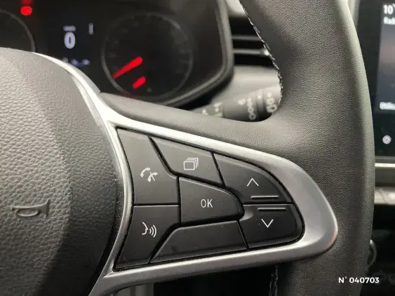 RENAULT CLIO V - voiture d'occasion - Photo 27