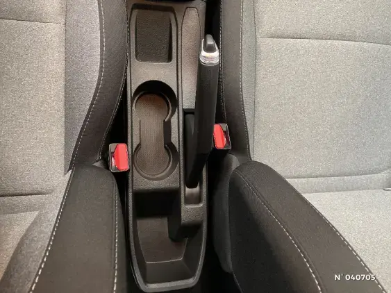 RENAULT CLIO V - voiture d'occasion - Photo 26