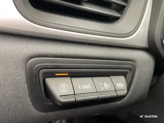 RENAULT CAPTUR II - voiture d'occasion - Photo 15