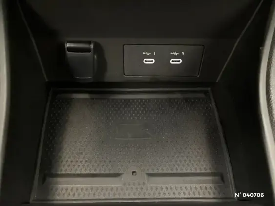 RENAULT CAPTUR II - voiture d'occasion - Photo 24