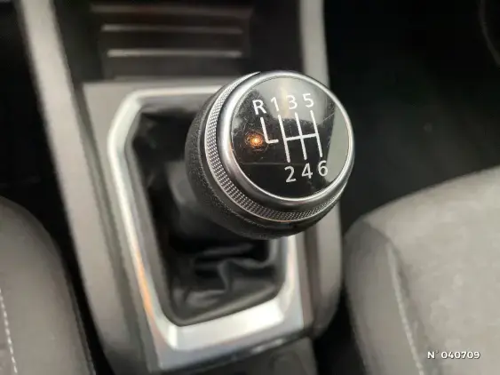 RENAULT CLIO V - voiture d'occasion - Photo 25