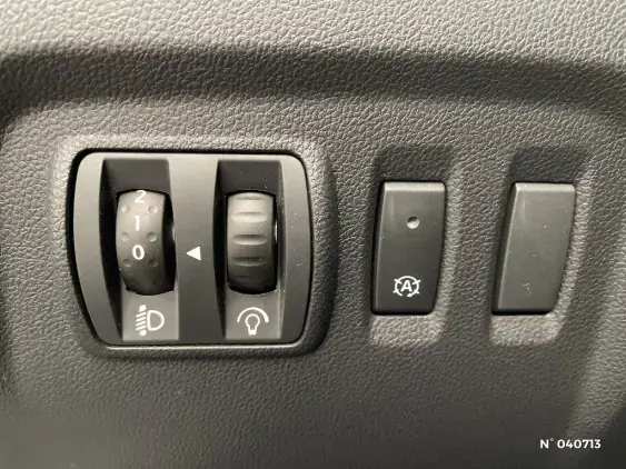 RENAULT CAPTUR - voiture d'occasion - Photo 15