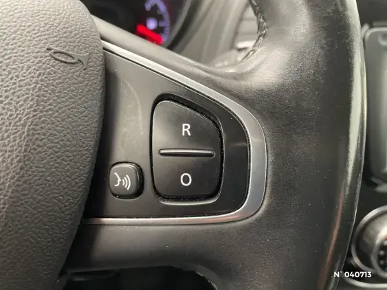 RENAULT CAPTUR - voiture d'occasion - Photo 28