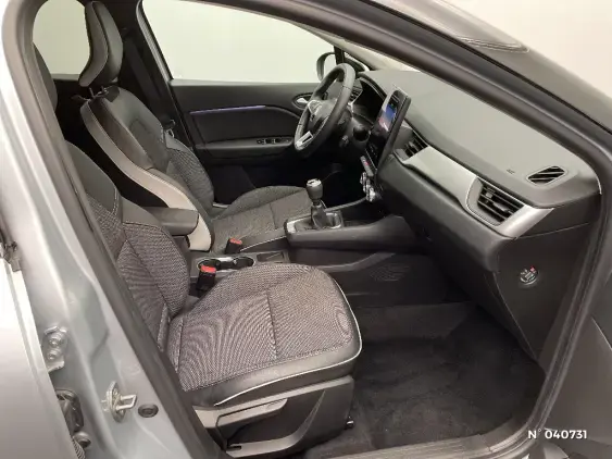 RENAULT CAPTUR II - voiture d'occasion - Photo 10