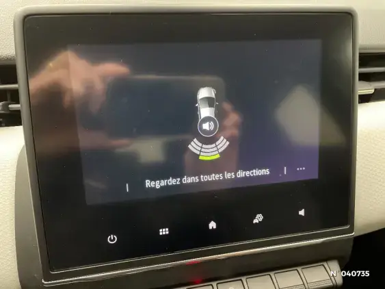 RENAULT CLIO V - voiture d'occasion - Photo 14