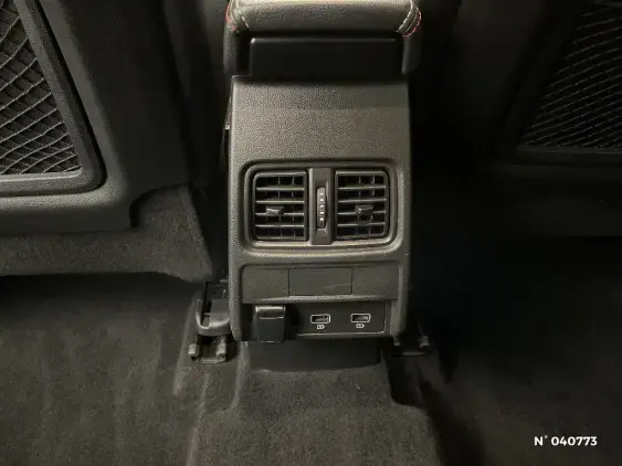 RENAULT ARKANA - voiture d'occasion - Photo 27