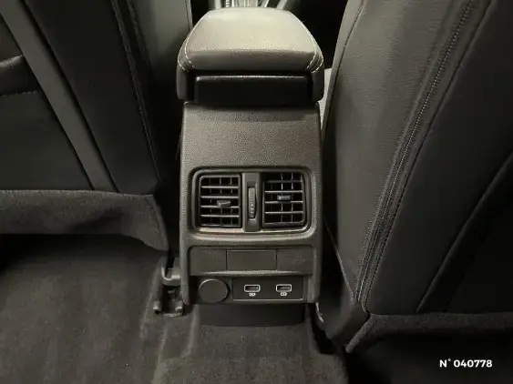 RENAULT ARKANA - voiture d'occasion - Photo 27