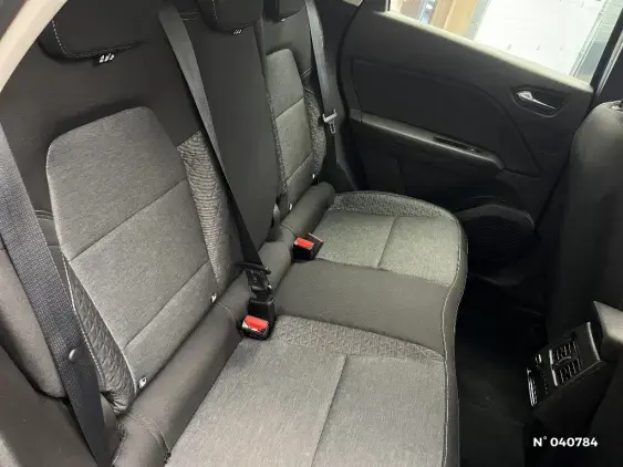 RENAULT CAPTUR II - voiture d'occasion - Photo 11